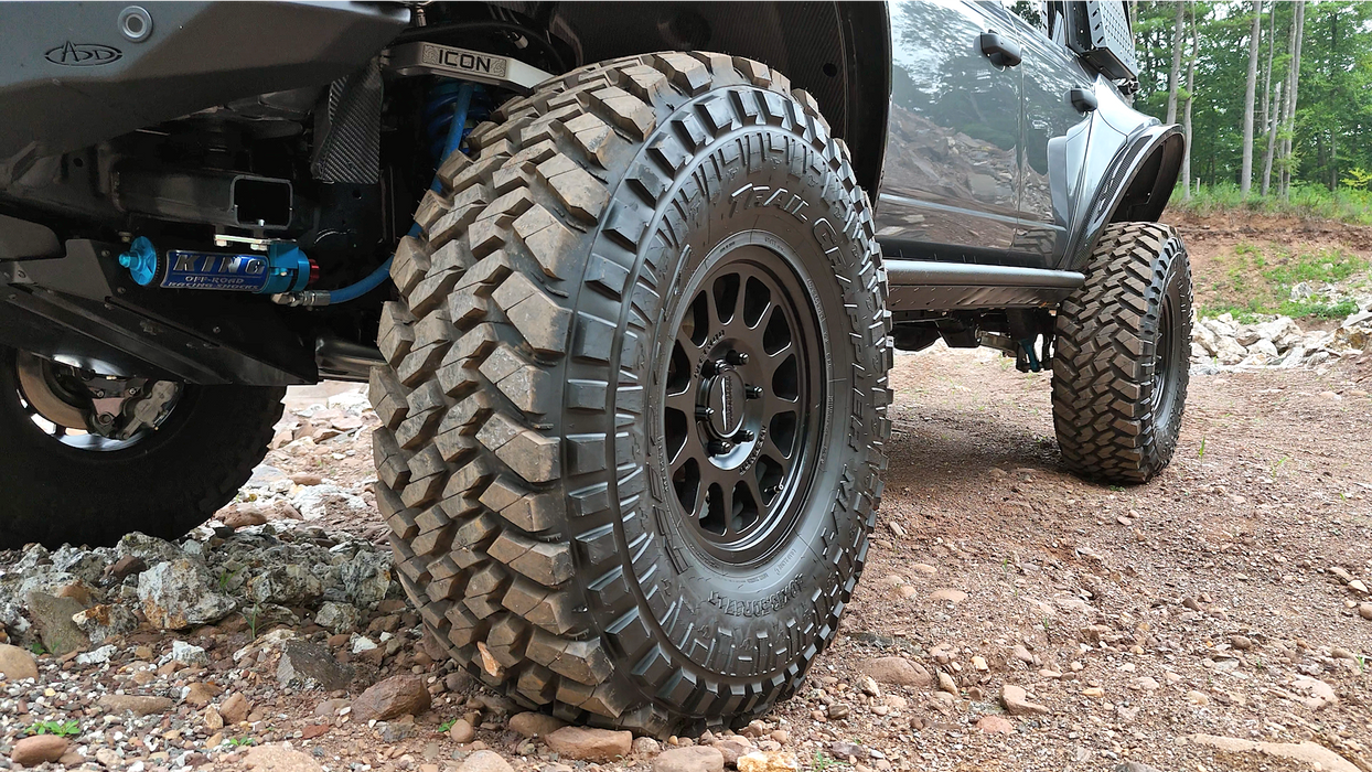 74 Weld Portal Axles & Stage 3 Billet Steering Rack
ICON Billet Control Arms & Link Kits
King Shocks 2.5" with Remote Reservoirs & Adjusters
Method 707 Bead Grip Wheels (x5)
Nitto Trail Grappler M/T 40x13.50R17LT Tires (x5)